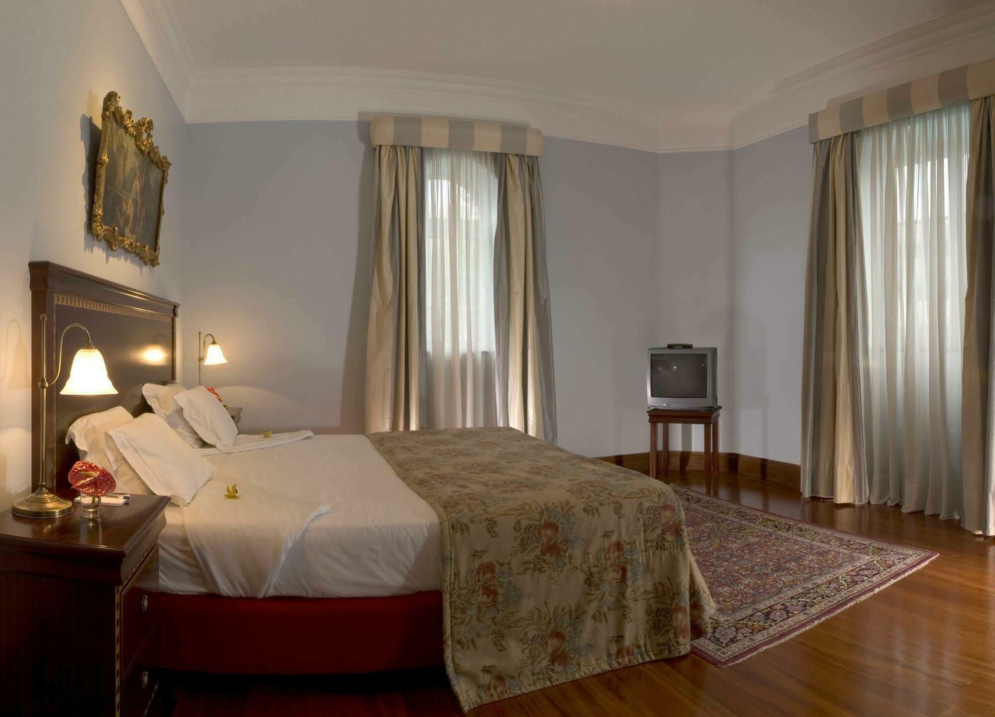 Pestana Miramar Garden & Ocean Hotel Funchal  Rum bild